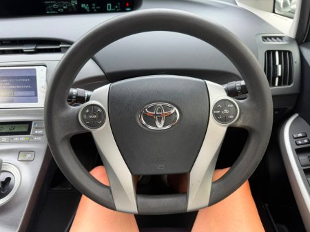 2013 Toyota Prius - photo 11
