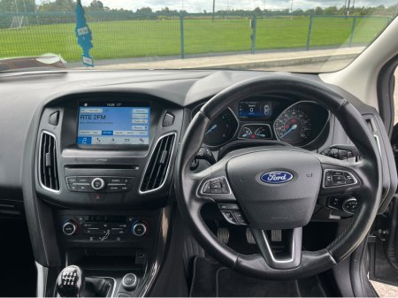 2018 Ford Focus - photo 16
