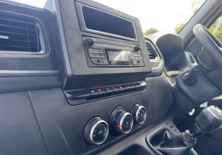 2021 Nissan NV400 - photo 9