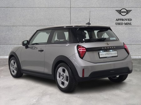 2024 Mini Cooper - photo 2