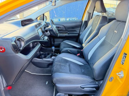 2016 Toyota Aqua - photo 13