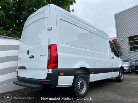 2027 Mercedes-Benz Sprinter - photo 15