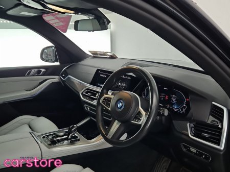 2023 BMW X5 - photo 9