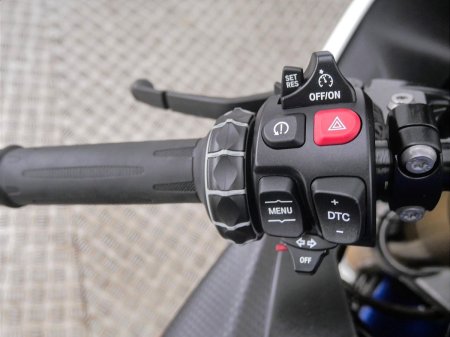 2020 BMW S 1000 RR - photo 10