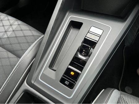 2022 Volkswagen Golf - photo 15