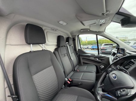 2023 Ford Transit Custom - photo 18