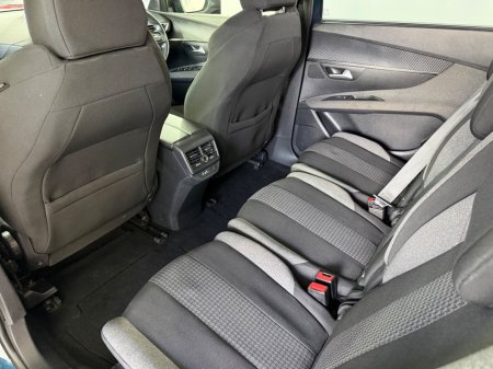 2021 Peugeot 5008 - photo 16
