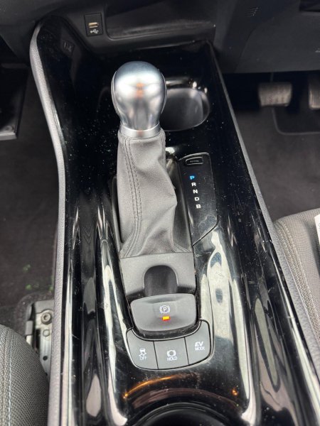 2021 Toyota C-HR - photo 27