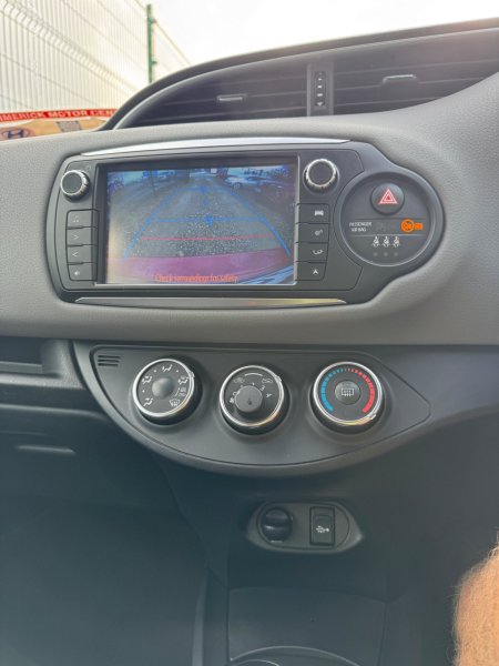 2016 Toyota Yaris - photo 3