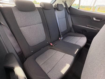 2026 Kia Stonic - photo 10