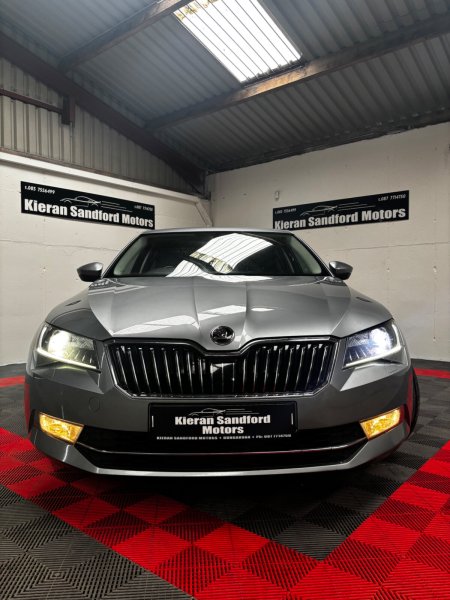 2016 Skoda Superb - photo 2
