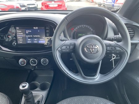 2023 Toyota Aygo X - photo 9