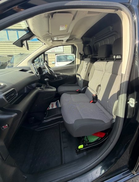 2022 Citroen Berlingo - photo 14