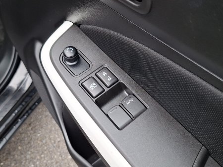 2024 Suzuki Swift - photo 12