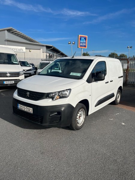 2022 Peugeot Partner - photo 2