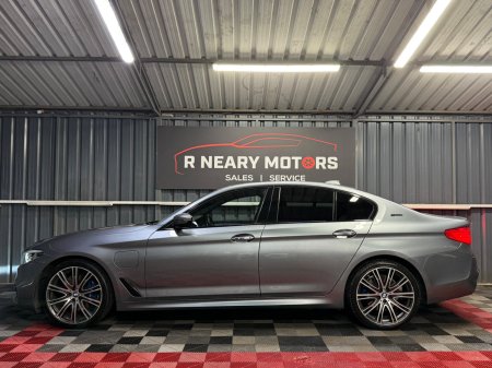 2018 BMW 5-Series - photo 6