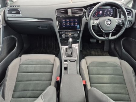 2018 Volkswagen Golf - photo 2