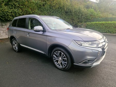 2017 Mitsubishi Outlander - photo 2