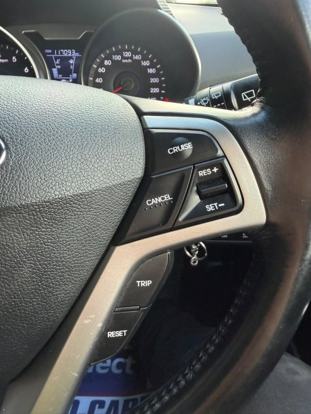 2014 Hyundai Veloster - photo 25
