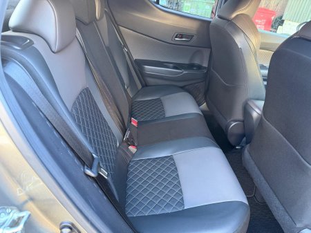 2020 Toyota C-HR - photo 15