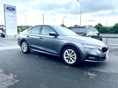 2024 Skoda Octavia - photo 2