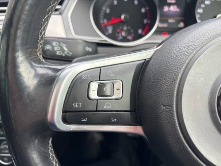 2016 Volkswagen Passat - photo 26
