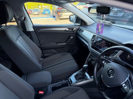 2021 Volkswagen T-Roc - photo 24