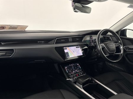 2020 Audi e-tron - photo 32