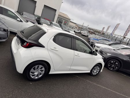 2020 Toyota Yaris - photo 8