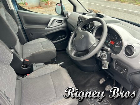 2018 Peugeot Partner - photo 6