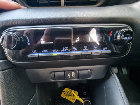 2021 Toyota Yaris - photo 15