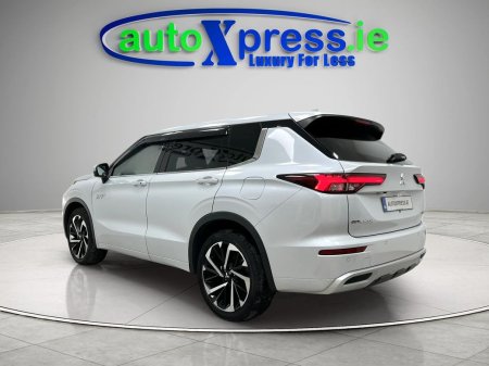 2023 Mitsubishi Outlander - photo 9