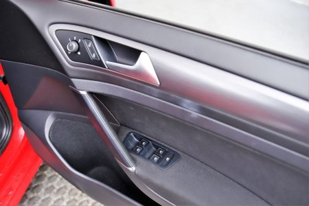 2019 Volkswagen Golf - photo 24