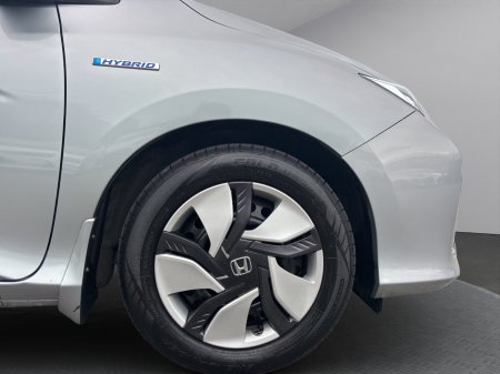 2016 Honda Grace - photo 9