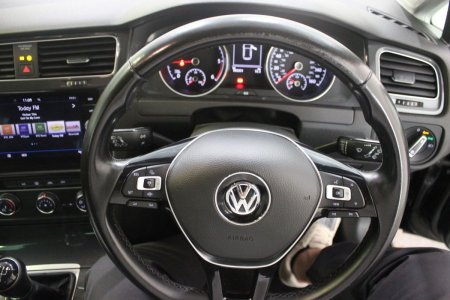 2019 Volkswagen Golf - photo 26
