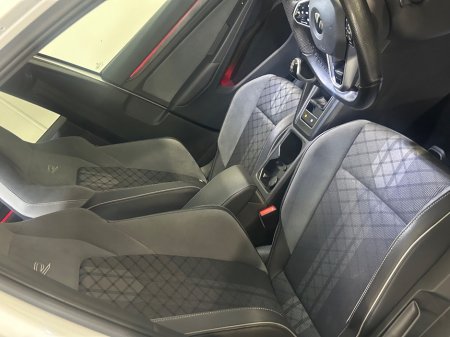 2022 Volkswagen Golf - photo 10
