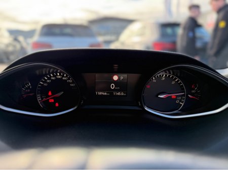 2020 Peugeot 308 - photo 19