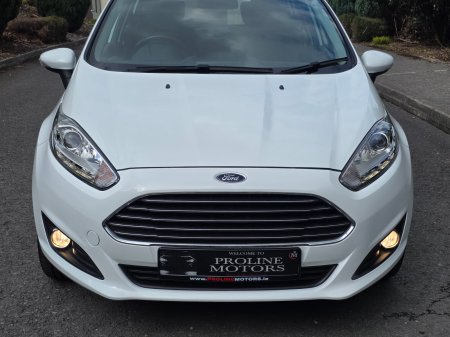 2015 Ford Fiesta - photo 3