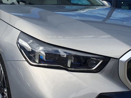 2026 BMW 5-Series - photo 21