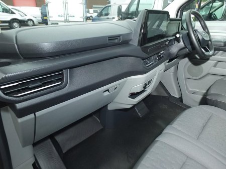 2024 Ford Transit Custom - photo 20