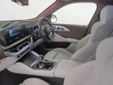 2024 BMW XM - photo 7