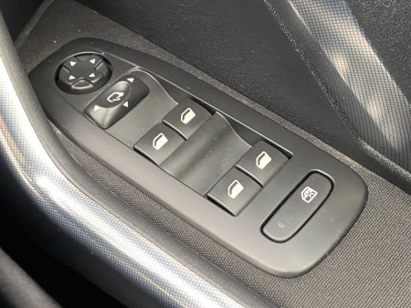 2017 Peugeot 2008 - photo 15