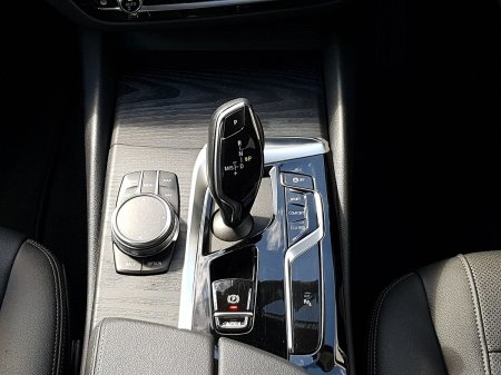 2023 BMW 5-Series - photo 10
