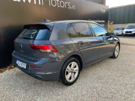 2023 Volkswagen Golf - photo 3