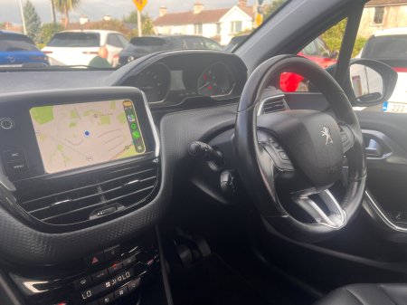 2016 Peugeot 2008 - photo 3