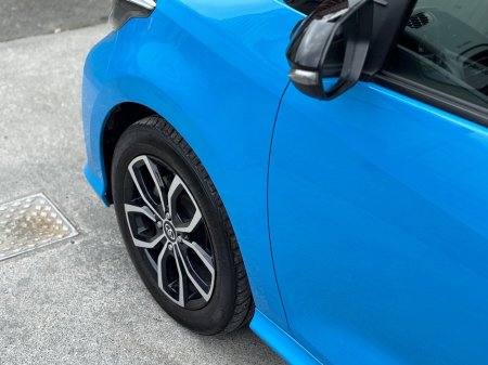 2020 Toyota Yaris - photo 3