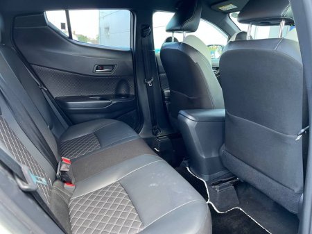 2019 Toyota C-HR - photo 8