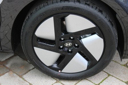 2027 Hyundai IONIQ 3 - photo 37