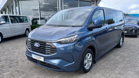 2025 Ford Transit Custom - photo 2
