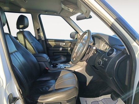 2016 Land Rover Discovery - photo 18